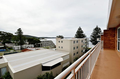 Kanangra Waterviews From The Balcony - Gold Coast 4U 6