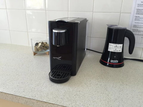 Jewel Of The South Beachfront Holiday Rental - Accommodation Gold Coast 3