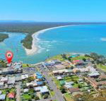 Sail on in Boatshed - 1 Gold Coast