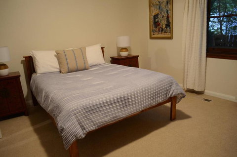 Coolamon On Marsh Armidale - 1 Gold Coast 1