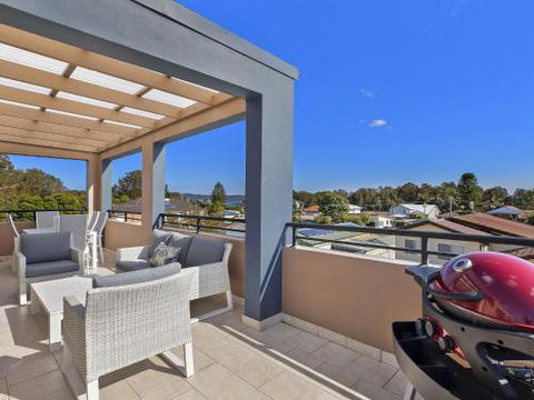 McGirr Penthouse Apartment - Gold Coast 4U 1