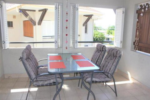 Sunbird - Accommodation Gold Coast 5