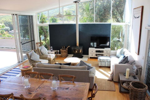 5 On COAST - Accommodation Gold Coast 5