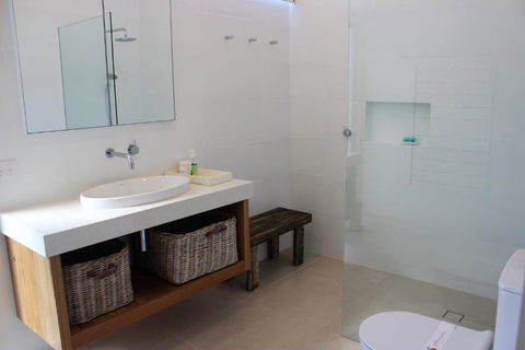 5 On COAST - Accommodation Gold Coast 2