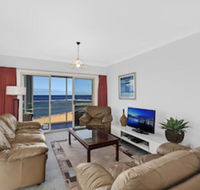 Stunning Toowoon Bay on Charlton - Gold Coast 4U