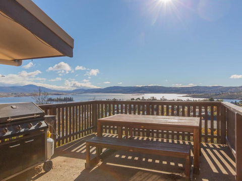 Clearview 2 / 8 Bogong Street - Accommodation Gold Coast 4