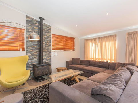 Boronia 7 / 30 Nettin Circuit - Accommodation Gold Coast 3