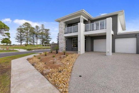 Bunya By The Sea - Accommodation Gold Coast 0