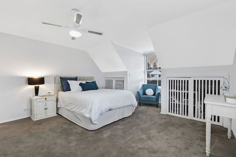 Waterview Beach House - Gold Coast 4U 5