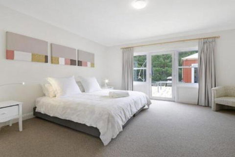 Redhaven House Spacious Quiet & Private - Gold Coast 4U 5