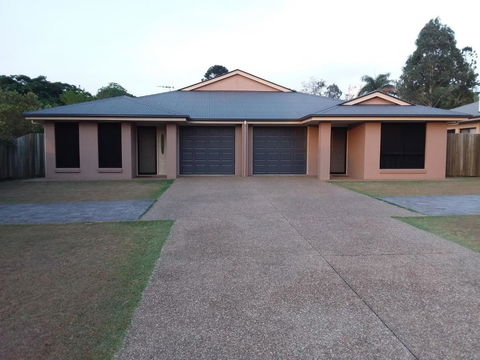 Banksia & Acacia Apartments - Gold Coast 4U 1