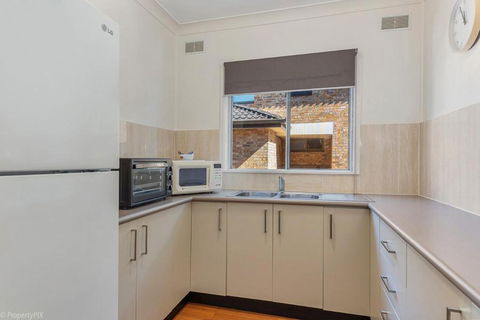 Jamaica Holiday Units - Accommodation Gold Coast 4