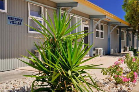 Getaway Villas Unit 38 6 1 Bedroom Self Contained Accommodation - Accommodation Gold Coast 0
