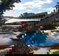 Black Swan Motor Inn - Gold Coast 4U