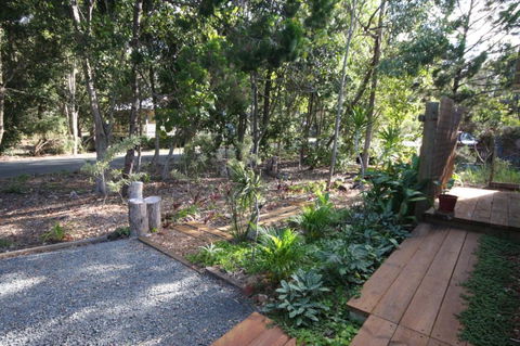 15 Belle Court Modern Architect Designed Open Plan Holiday Home With Outdoor Shower - Accommodation Gold Coast 5