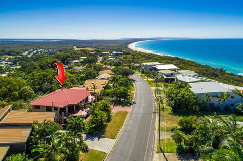 2 / 80 Cooloola Drive Comfortable & Cosy Unit Enjoying Ocean Views & Views To Fraser Island - 1 Gold Coast 6