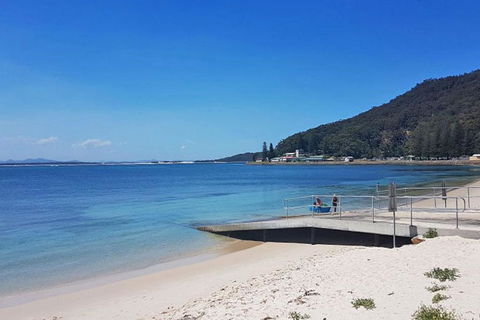 5 Ocean Breeze Shoal Bay Avenue Fabulous Location Opposite Shoal Bay Beach! - Accommodation Gold Coast 4