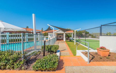 Angourie Blue Unit 2 - Accommodation Gold Coast 2