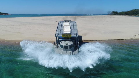 CASTAWAY BEACH HOUSE - Accommodation Gold Coast 2
