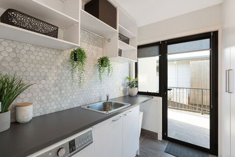 Kingfisher Retreat At Eden Cove - Accommodation Gold Coast 5