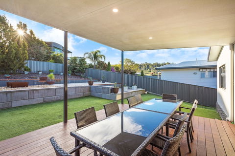 Kingfisher Retreat At Eden Cove - Accommodation Gold Coast 1