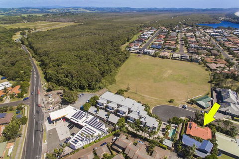 SECRET GARDEN WiFi Netflix Pet Friendly - Accommodation Gold Coast 4
