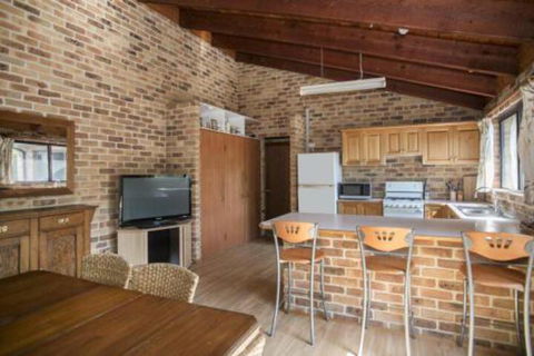 75 River Rd Tabourie Hideaway - Gold Coast 4U 6