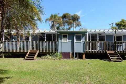 1 / 9 Donlan Rd Donlans Delight - Gold Coast 4U 7