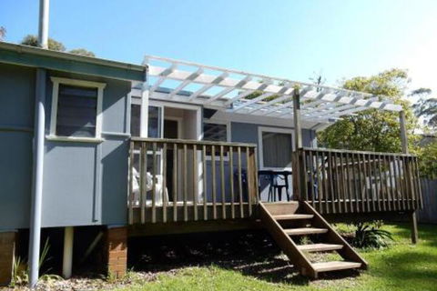 1 / 9 Donlan Rd Donlans Delight - Gold Coast 4U 0