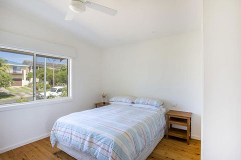 11 Riley St. Stylishly Modern - Gold Coast 4U 3