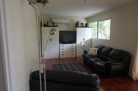 27 Carlo Road Rainbow Beach Affordable Family Beach House - Accommodation Gold Coast 3