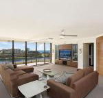 Seascape Apartments Unit 1201A Luxury apartment with views of the Gold Coast  Hinterland - Accommodation Gold Coast