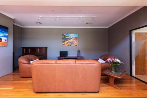 Maidstone Executive Residence - Accommodation Gold Coast 5