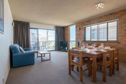 San Clemente No. 2. 24 Orvieto Terrace - Accommodation Gold Coast 3