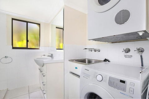 Sha Na Na Unit 3 Kings Beach Gem  - Accommodation Gold Coast 4