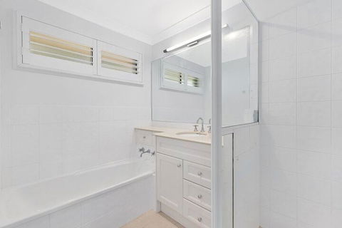 Blue Summer House - Gold Coast 4U 3
