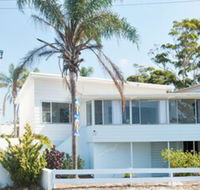 Sand Beach House breathtaking view  amazing position directly opposite the beach - Accommodation Gold Coast