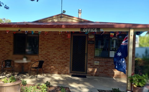 Young Tourist Park - 1 Gold Coast 2