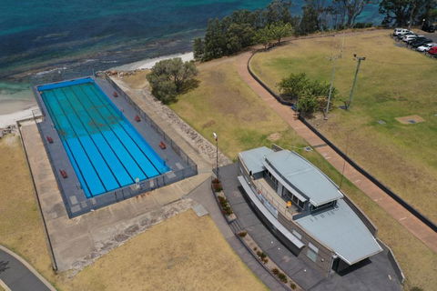 JUST 4 YOU! Amazing Sea Views WIFI Fullly Air Conditioned King Bed - Accommodation Gold Coast 4