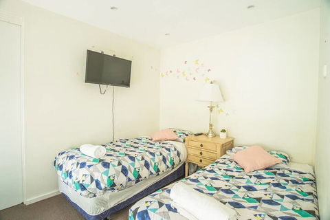 Ultimate Sandringham Beach Front Luxury House - Accommodation Gold Coast 4