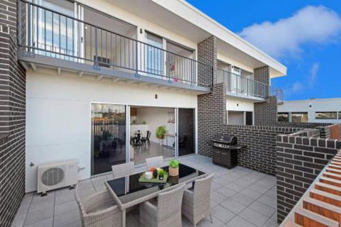 G149 Apt 2 - Gold Coast 4U 0