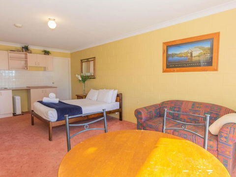 Chalet De Neige - Accommodation Gold Coast 6