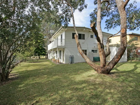 Matron 17 Narrawallee - Gold Coast 4U 5