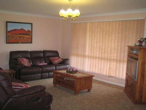 SEASCAPE In NARRAWALLEE - Accommodation Gold Coast 2