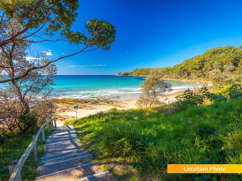 SEASCAPE In NARRAWALLEE - Accommodation Gold Coast 1
