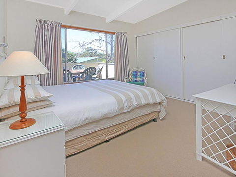 REST ASHORE At MOLLYMOOK - Accommodation Gold Coast 5