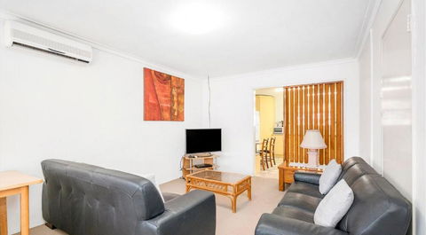 The Bluff Point - Accommodation Gold Coast 5
