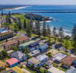 Shellcot close to beach Free WIFI - Accommodation Gold Coast