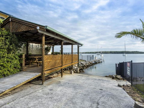 Iluka Villa 1 - Accommodation Gold Coast 1