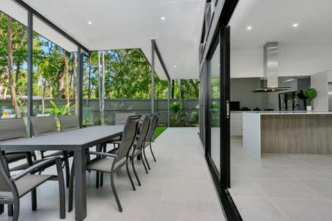 Villa Tiino Clifton Beach - Accommodation Gold Coast 4